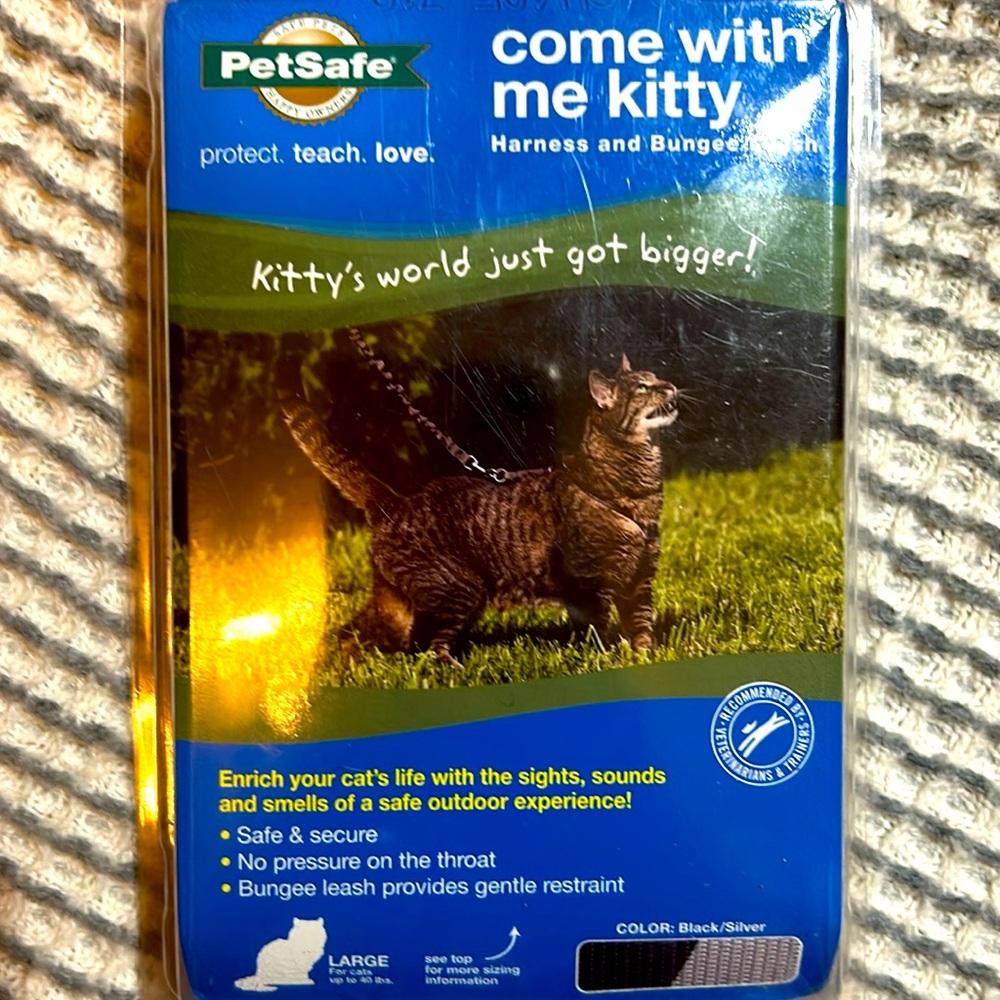NWT Harness and Bungee Leash set for CATS! Adult Large size